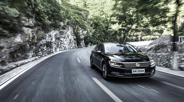 2019款帕萨特和迈腾怎么选?对比过后,买车不