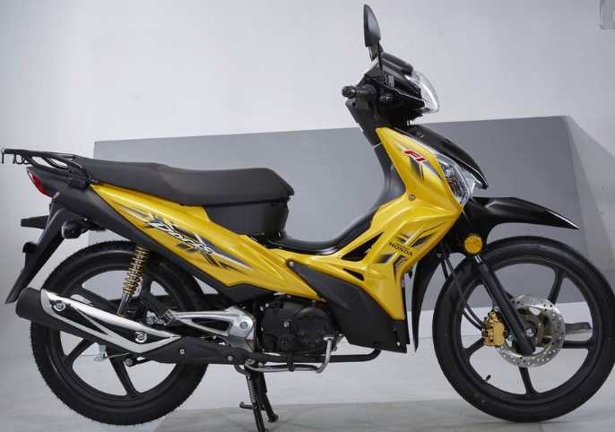 这款车符合国四排放标准,搭载单缸电喷引擎,百