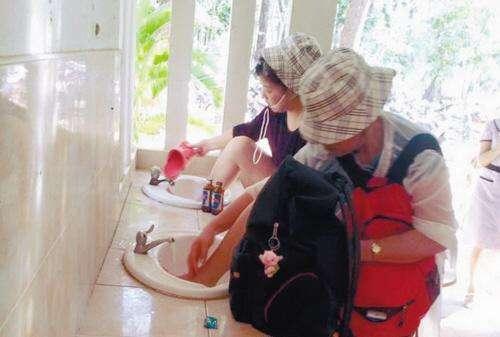 泰国人这样评价中国游客的,很富裕人口多素质低