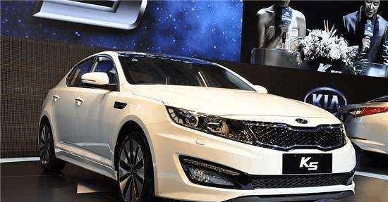 15万预算 朋友提了速腾 我却提了这车 看到我的车他要把速腾退了