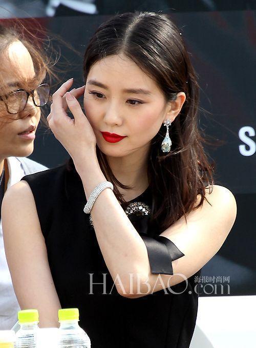 在韩国刘诗诗很红,张翰在越南很红,这8位明星