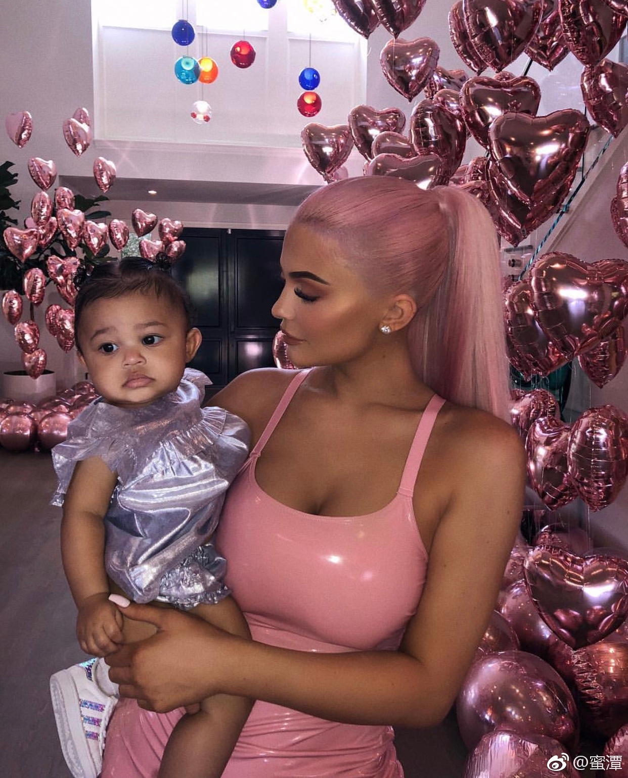 kyliejenner生孩子,kyliejenner裤子 kylie ins:kyliejenner