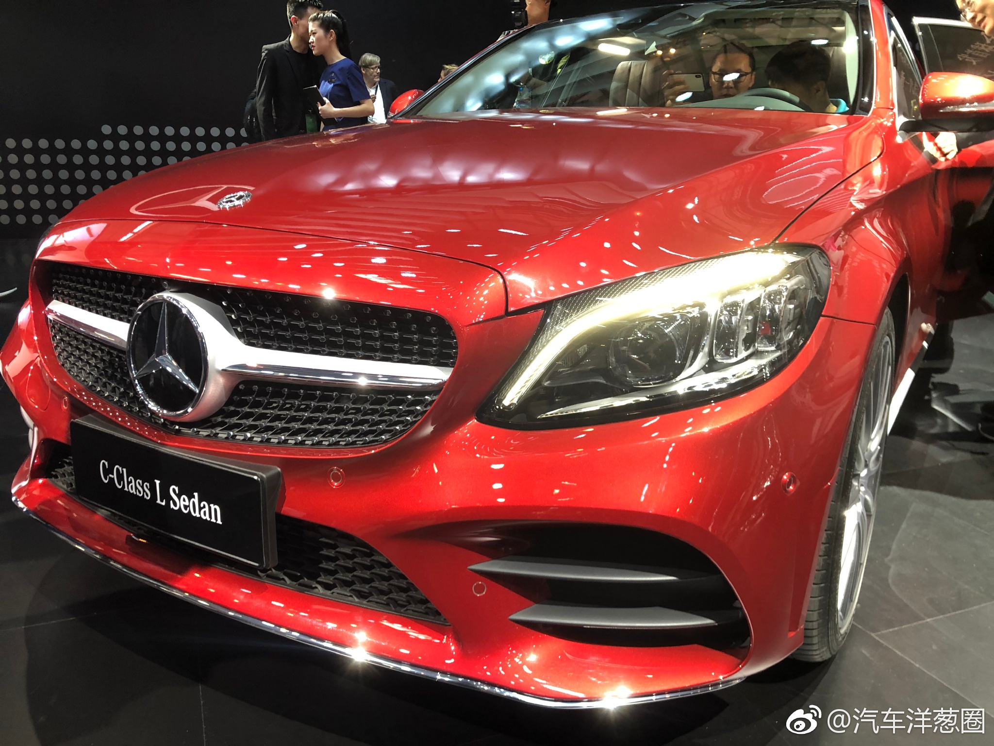 中期改款奔驰C级亮相！科技感、豪华感都有大提升
