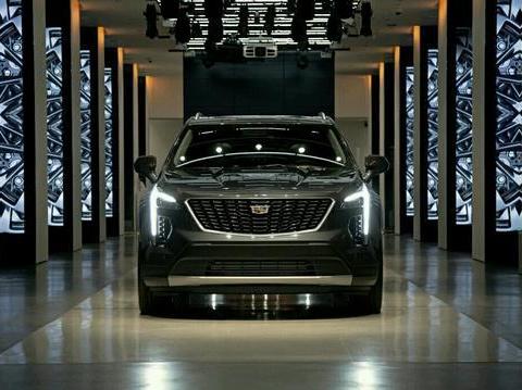 宝马X1这次没脸了！凯迪拉克全新SUV登场，卖30万必火
