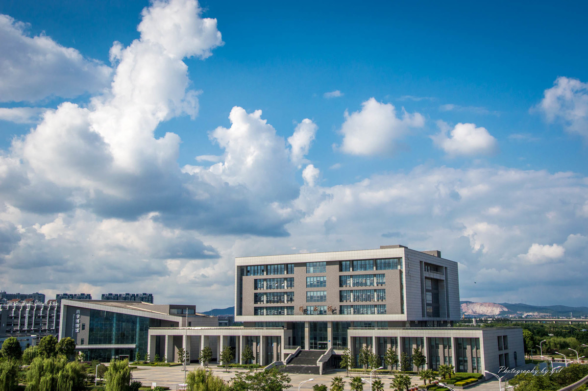 这4所医学院不简单,考上就是金饭碗,前程大好