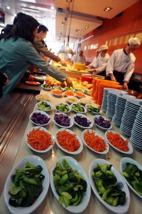 北大食堂也来了,这伙食,有没有勾起你的食欲|清华大学|食堂|北大_新浪