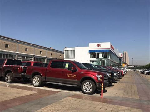 安徽一男子花70万买皮卡，打开车门那一刻，不禁令车主吐槽！