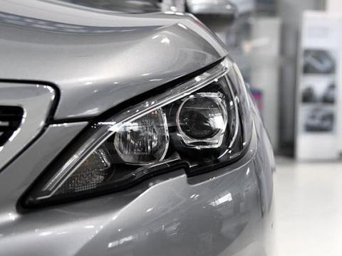 标配ESP，外观设计前卫，内饰比轩逸好看，1.6T配宝马动力!