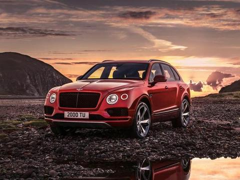 宾利添越W12版太贵买不起？这次给你换V8，不过还是买不起！