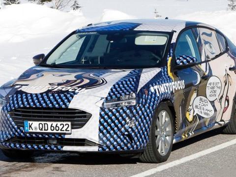 伪装也挡不住你的盛世美颜！2019款福克斯三厢版最新路试照曝光！