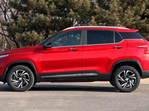 提车比哈弗H6销量还高的宝骏510，裸车不到7万，油耗6个油！