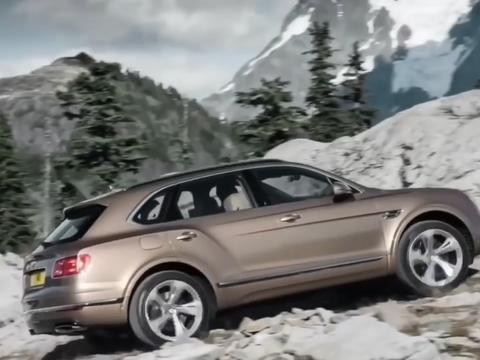 世界最快SUV 兰博基尼URUS VS 宾利添越