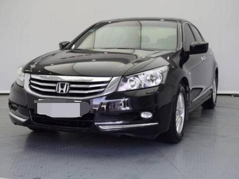 花12万买辆雅阁上下班代步，车主：一辆让你完全没有脾气的车