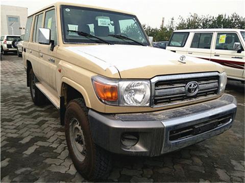 18款中东兰德酷路泽LC76现车多少钱 复古外型