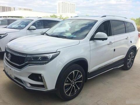 东风发飙了！新车比途观漂亮，配奥迪内饰宝马动力，仅10万起