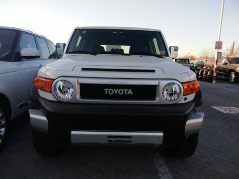 平行进口三款王者越野车型，17款丰田酷路泽FJ到底怎样