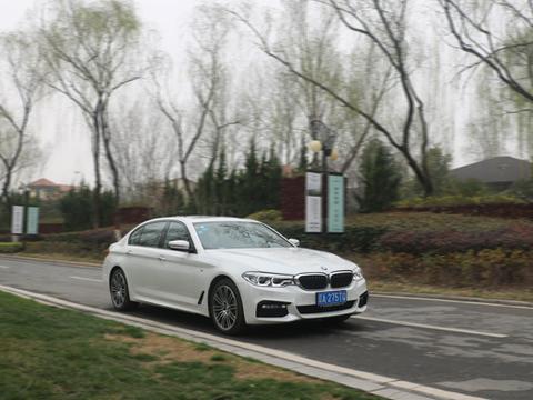 夜空中最亮的“星”试驾全新一代宝马530Li