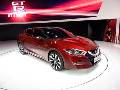 曾经卖70万叫板宝马7系，豪华不输奔驰S级，先仅卖18万都没人买