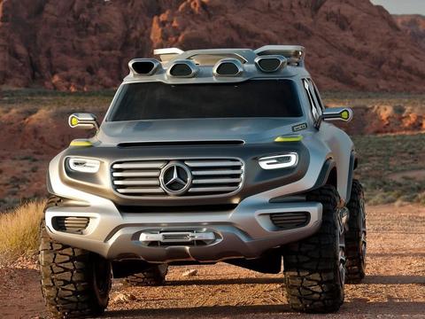 不烧油不耗电，喝水就能跑800公里,奔驰这一杀手锏让特斯拉害怕！