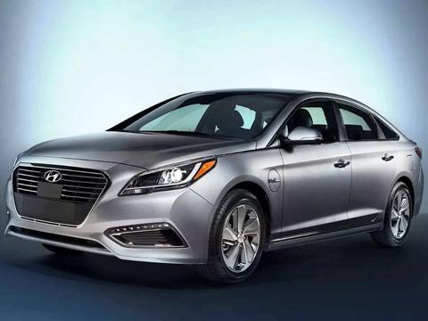 从20万降到14万，这车去年比帕萨特还风光，如今降价没人买