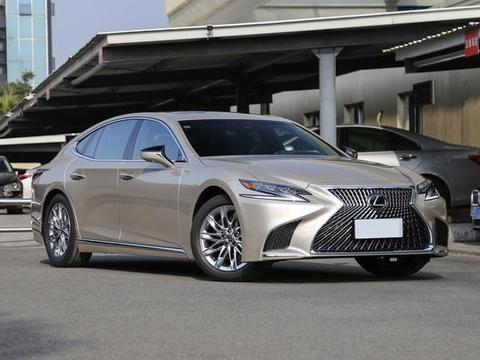 日本跑车就是这么炫，雷克萨斯LS加价都买不到