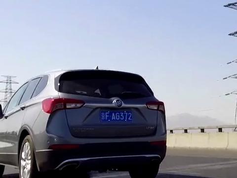 专业人士试驾9AT的全新昂科威，真假看完你就知道