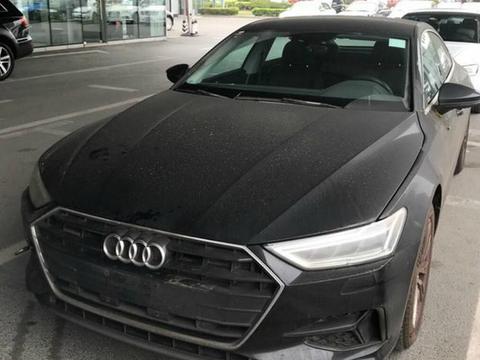 奥迪全新A7Sportback入门版到店实拍，颜值绝对高