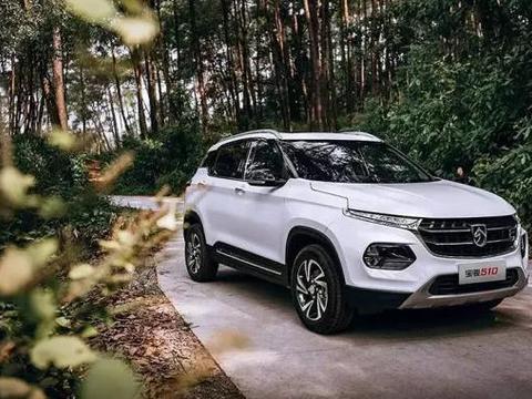 8万落地最适合代步的四款SUV，颜值高配置丰富，第一辆实至名归