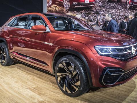 大5座途昂来袭，颜值甩奥迪Q5一大截，配混动V6动力，破百仅6秒