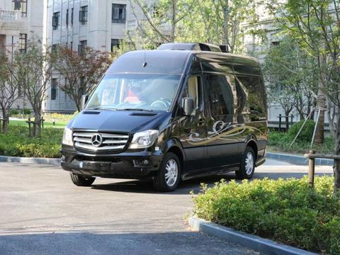 奔驰斯宾特房车和GMC商务之星有什么区别？