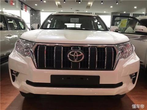 丰田霸道2700带你跋山涉水 中东版27霸气十足