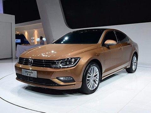 这车2.0T+220马力12万便可落地，外观比雅阁大气