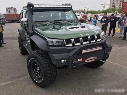 北京汽车推出BJ40越野版SUV，霸气外观越野性大幅提升