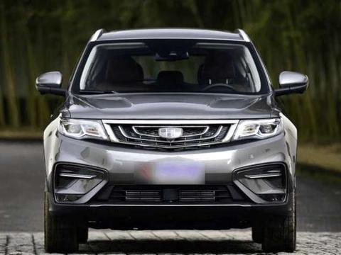 新博越通过改变后亮相于舞台。博取了很多消费者眼球。