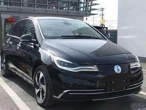 比亚迪和奔驰联手推出新款SUV, 比特斯拉帅，充一次电能跑一个省