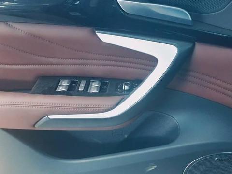 聪明人买车不要阿特兹了, 现在流行买这车, 帅气空间大!