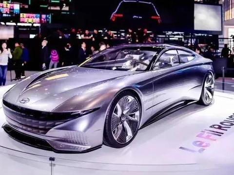 韩系车迎翻身，全新轿跑力压思域，性能秒杀同级，12万起或大卖