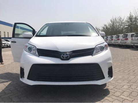 18款进口加版丰田塞纳两驱L性能解析