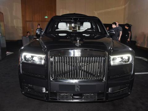 全球最贵的SUV实拍劳斯莱斯库里南