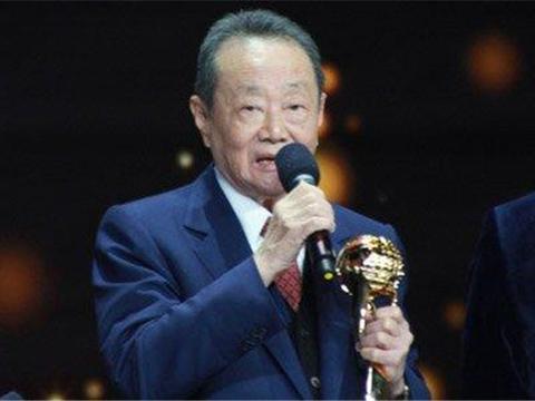 “酒店之王”，大李嘉诚5岁，北京年收租达50亿，今座驾仅80万！