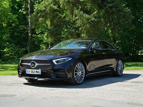 新款奔驰CLS上市，80万元买四缸2.0T划算吗？