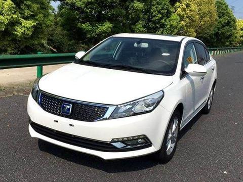 众泰这款车外观完全自主设计，不比合资车差，外观我给101分