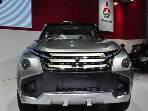 三菱终于爆发了！新车比揽胜气派，配3.0L+8AT仅23万放弃普拉多