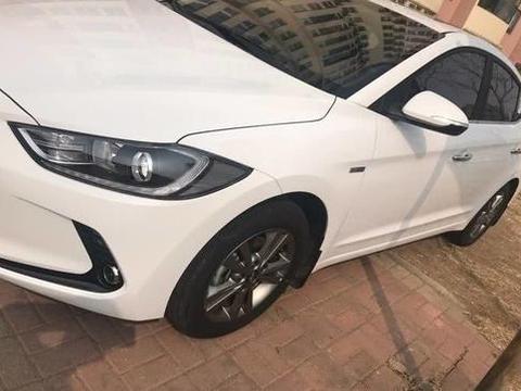 聪明人都不买轩逸，这辆合资车终于降价30000，不足9万还配自动挡