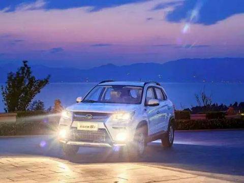 比CS35大一圈, 6万元就带T, 这款SUV性价比无敌了!