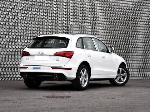 全新奥迪Q5L到达4S点，两项高配全部取消，还能称王吗？