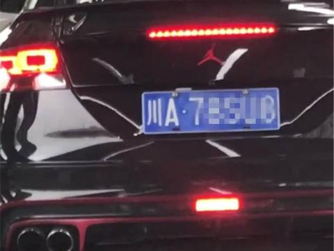 四川偶遇一辆爆改后的奥迪TT，看到车标那一刻，车主直接拉手刹