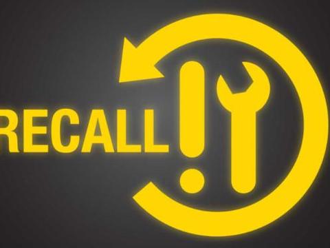 保时捷召回两辆Macan，比这更奇葩的召回还多着呢