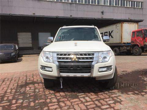 18款三菱帕杰罗V97气质非凡 越野新典范