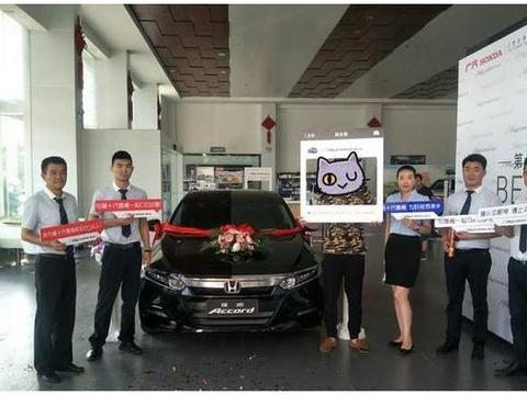 25.7万入手十代本田雅阁，车主表示：肯定比大众迈腾好